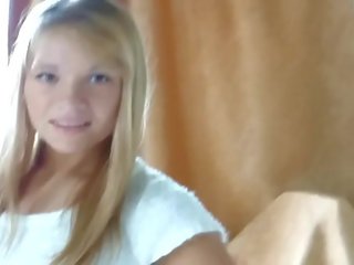 Blonde teen handling a huge cock in a cam film - totallyfreehotcams.com
