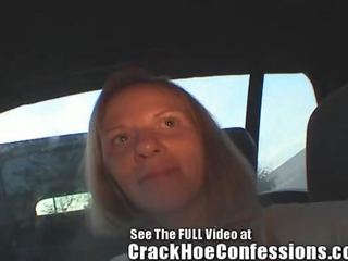 Crazy ass crackhoe Chris tells her story